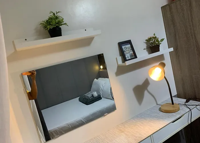 The Unique Manila